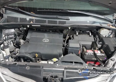 2011 Toyota Sienna Xle V6 из США, поврежденный, VIN 5TDYK3DC5BS116507